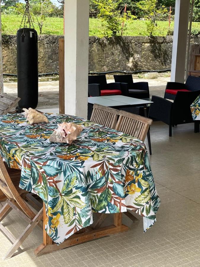 La Colline Business & Tourisme Hotel Льо Ламентин Екстериор снимка